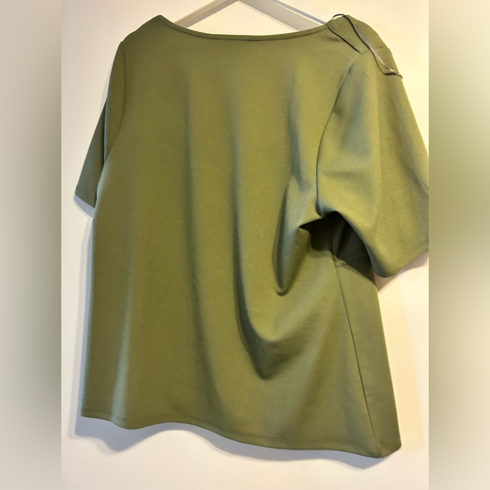 Addition Elle Size 2 Green Sweetheart Neckline Bustier Knit Top